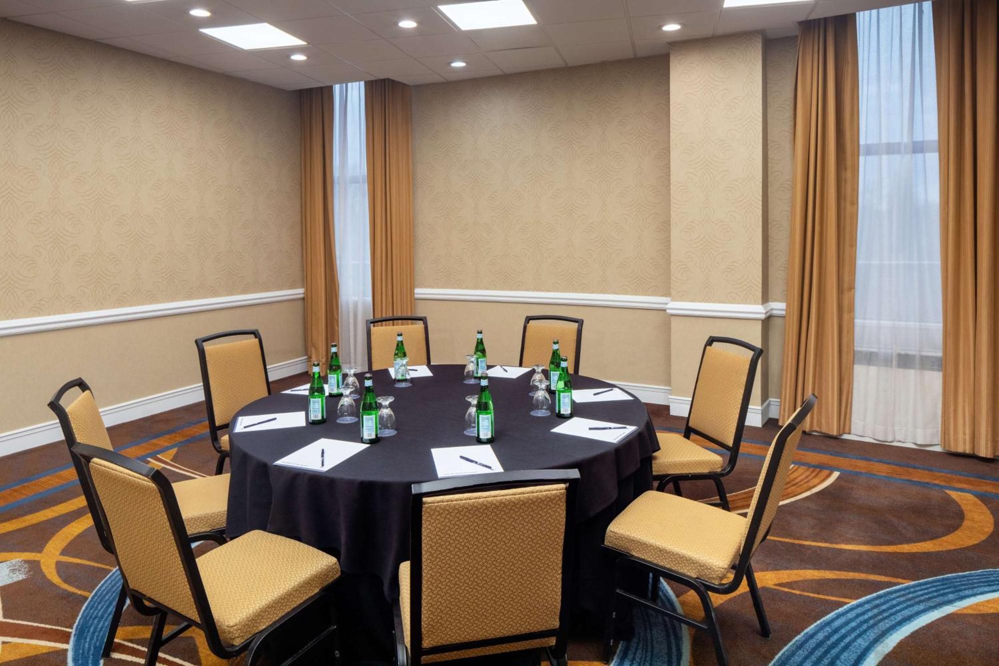 Doubletree By Hilton Silver Spring Washington Dc North מראה חיצוני תמונה